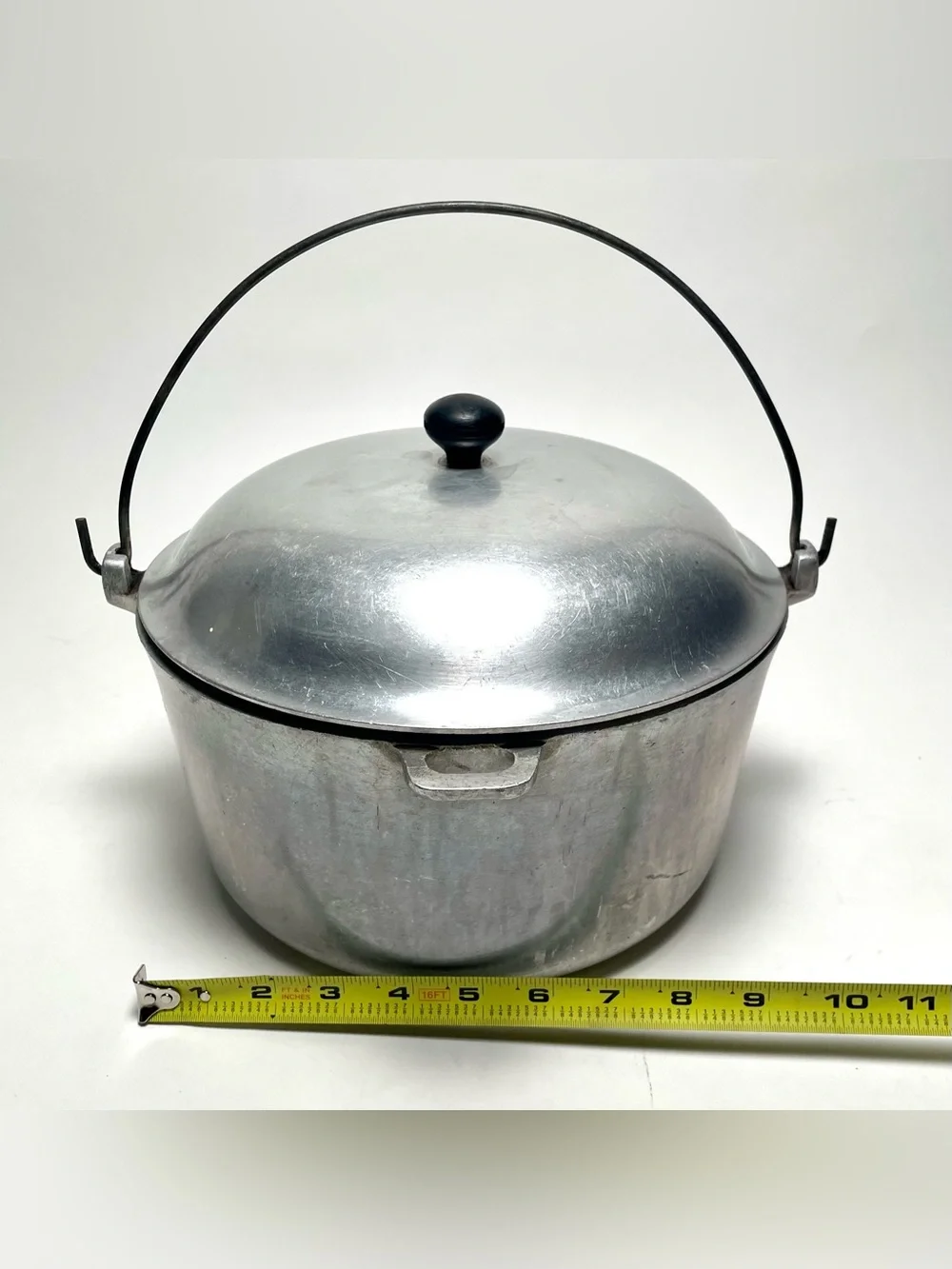Vintage Household Institute Aluminum Dutch Oven Pat 76507, 10-Inch Camping Pot